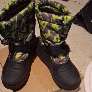 Northside Black Kids Winter Boot Sole